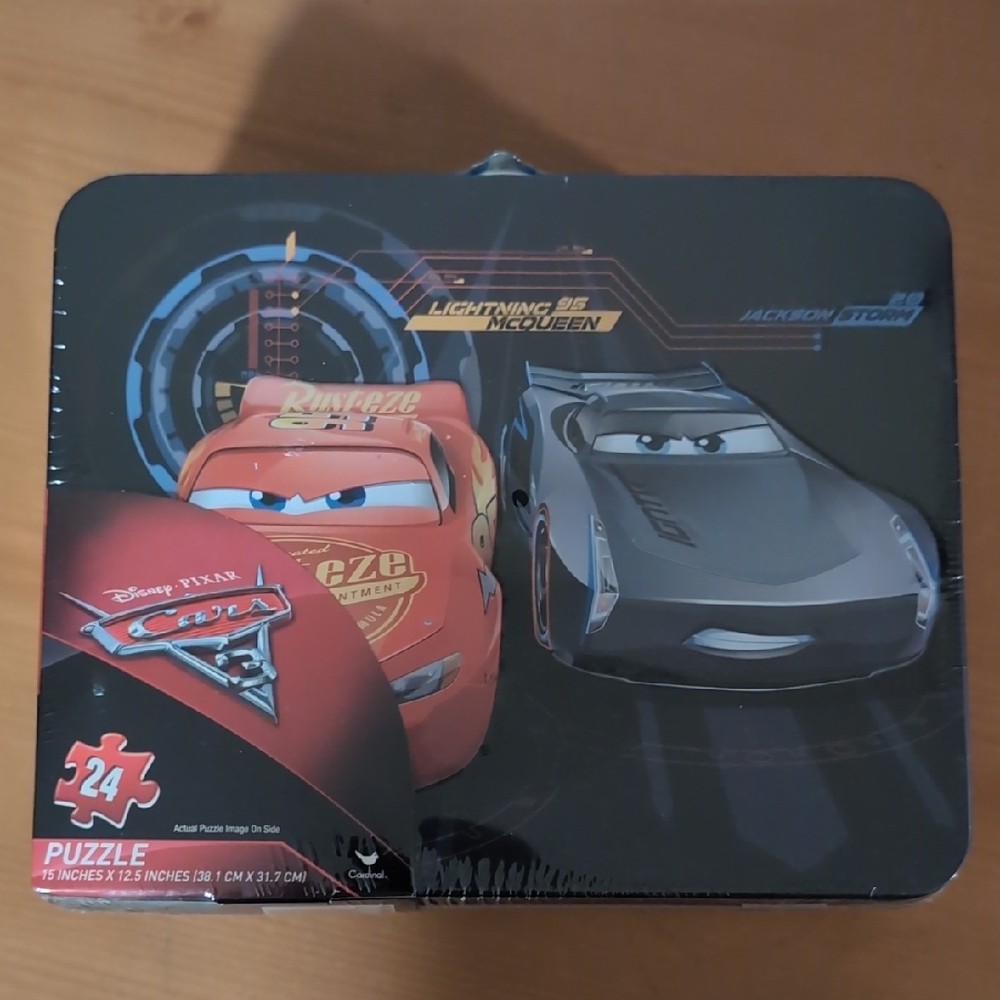 Disney Pixar Cars Puzzle - Lightning McQueen and Jackson Storm